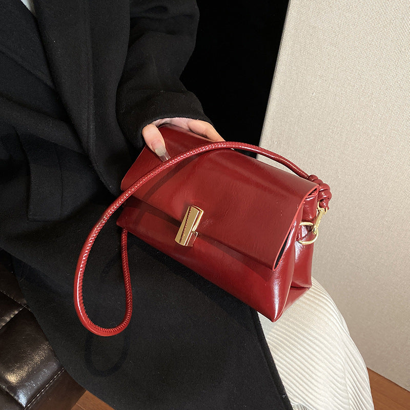 Small square bag autumn and winter high-end commuting baguette underarm bag