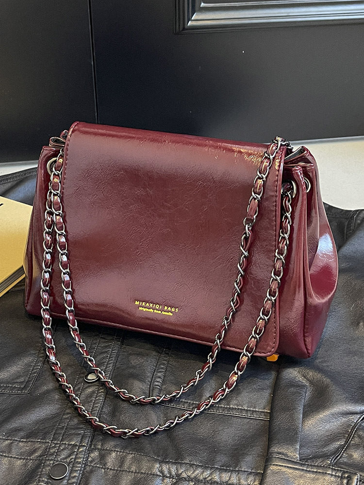 The new lady's senior autumn and winter chain crossbody bag