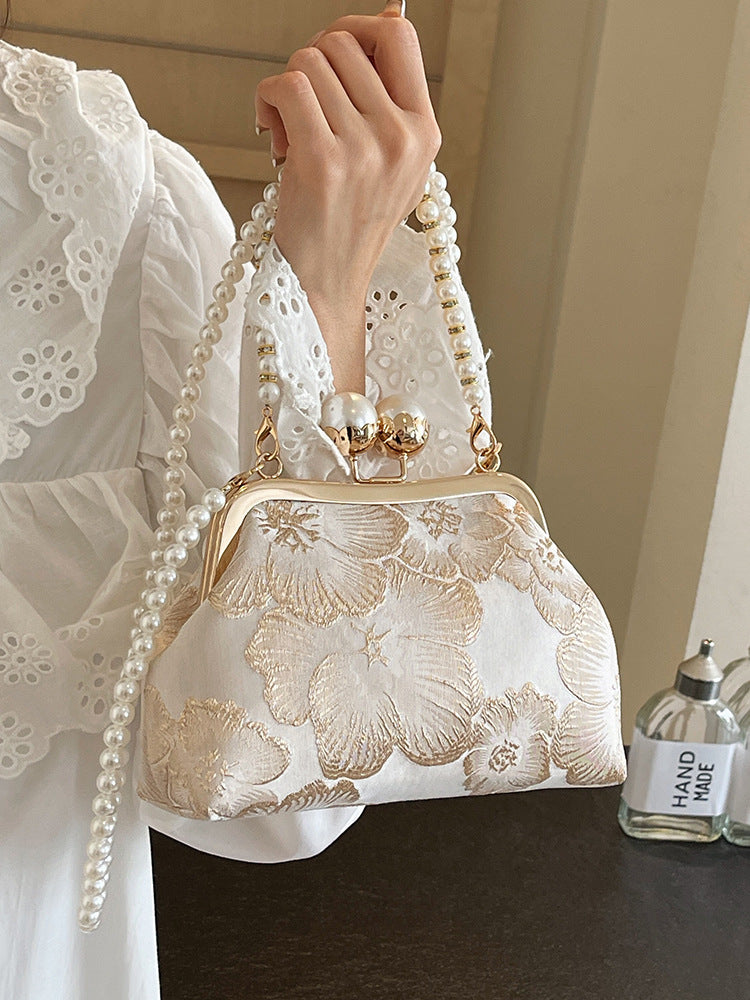 Chinese style embroidered women's bag