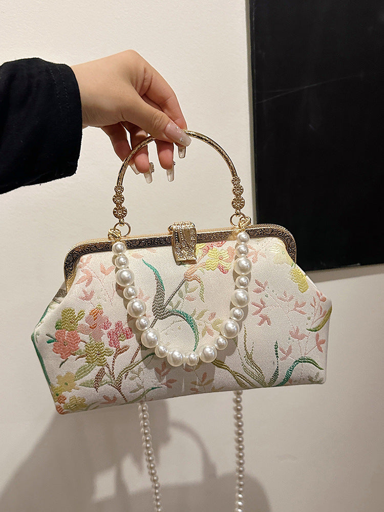 New Chinese style bag Chinese style embroidered handbag cheongsam bag