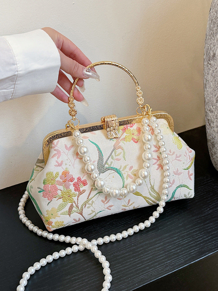 New Chinese style bag Chinese style embroidered handbag cheongsam bag