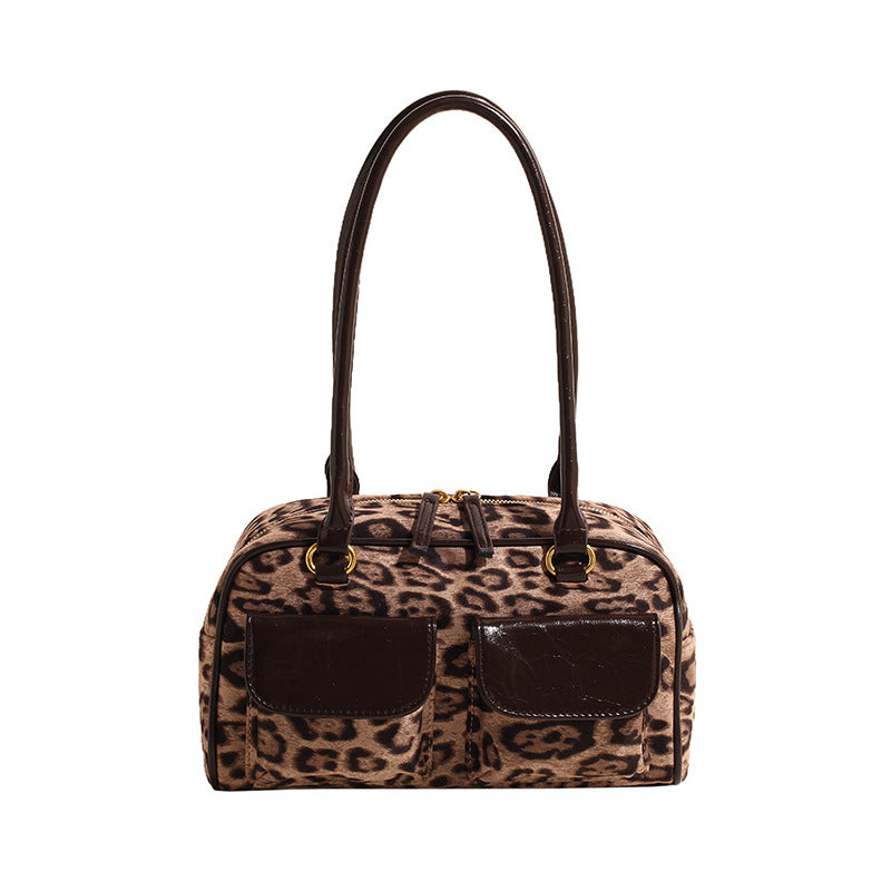 Autumn and winter fashion leopard pilling shoulder bag