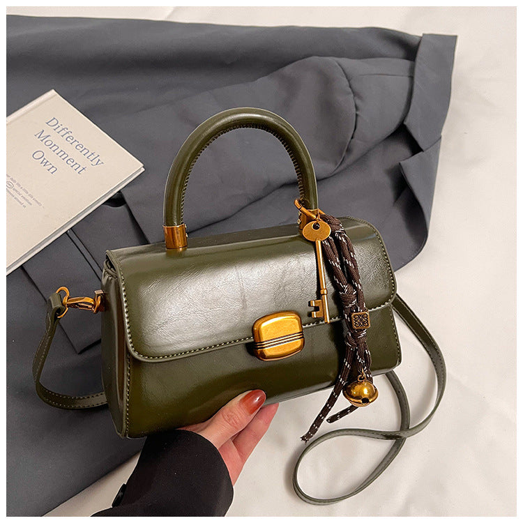 New autumn and winter versatile crossbody bag fashionable small square handbag trend